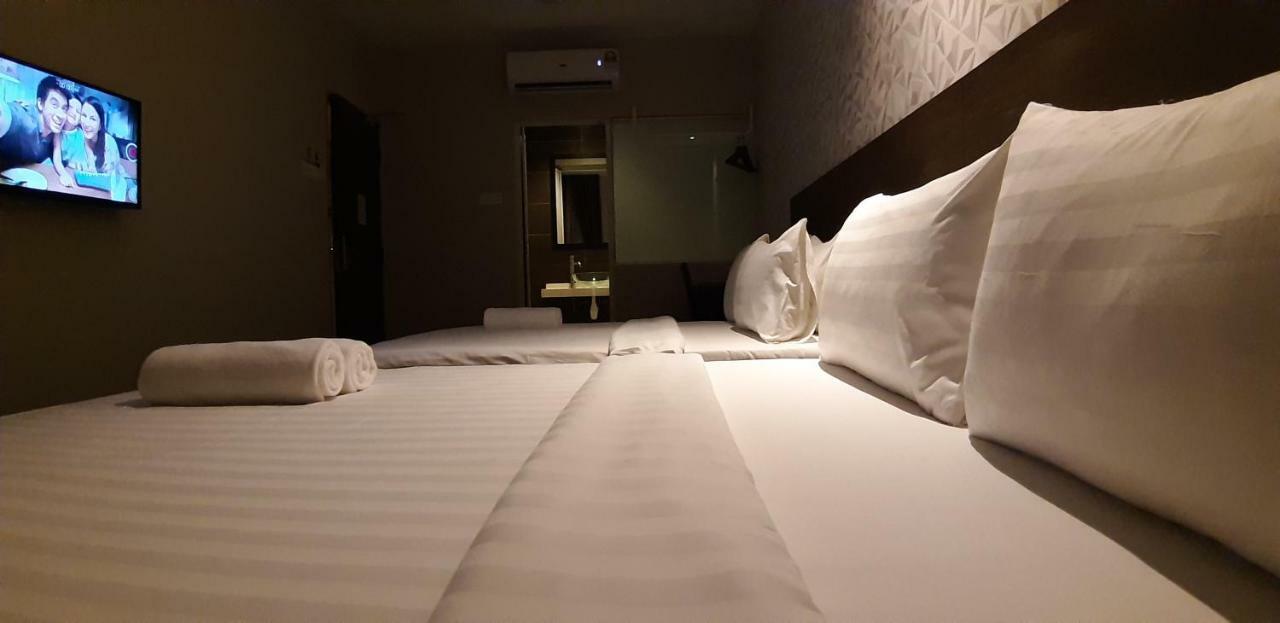 MIICO Hotel @ Mount Austin Johor Bahru Exterior foto