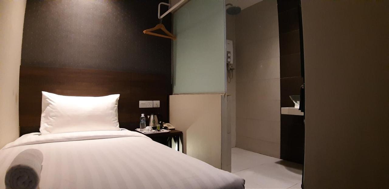 MIICO Hotel @ Mount Austin Johor Bahru Exterior foto